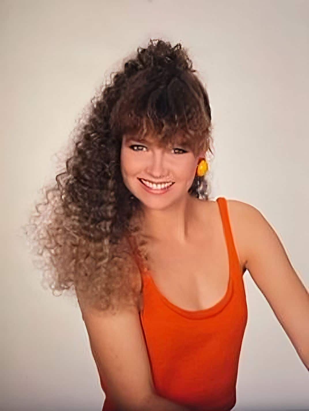Style #298 Curly Vamp — Long curls on a 5" banana comb clip